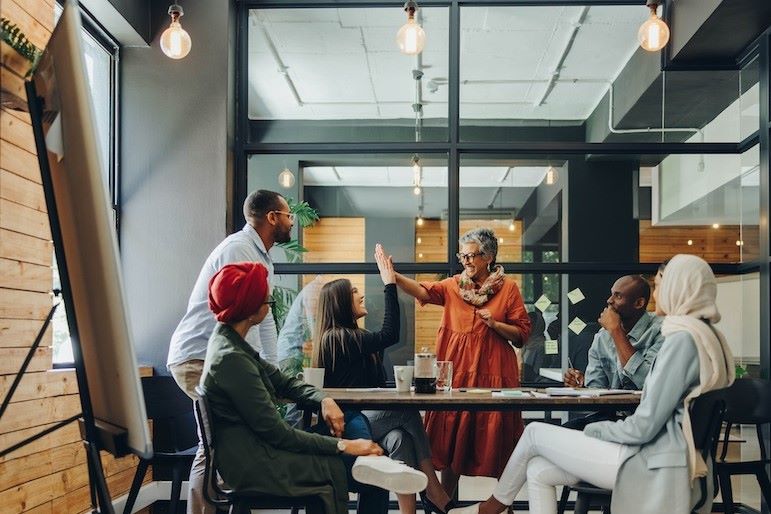 leader communication to team effectively