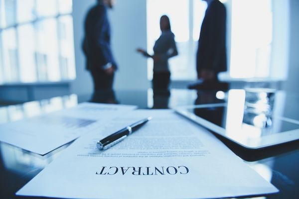 government contractors discussing contract