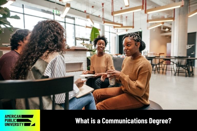 what-is-a-communications-degree communications degree students